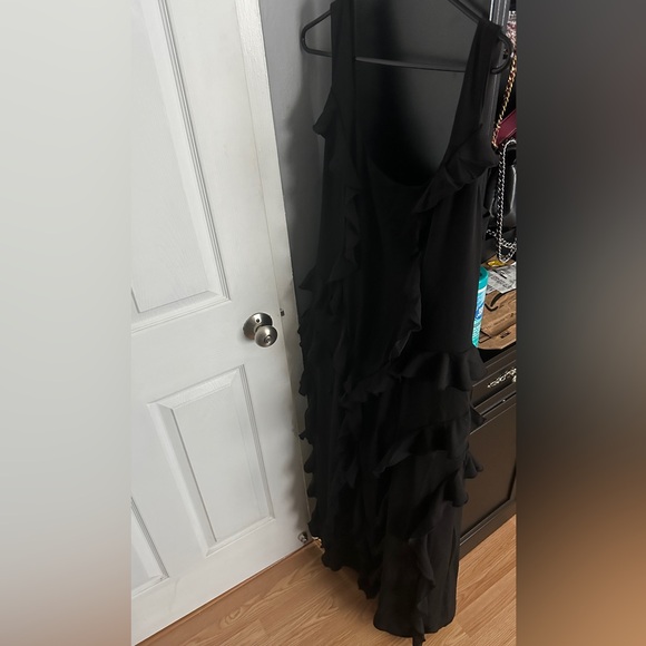 Finesse Black Ruffle Maxi Dress - Picture 3 of 5